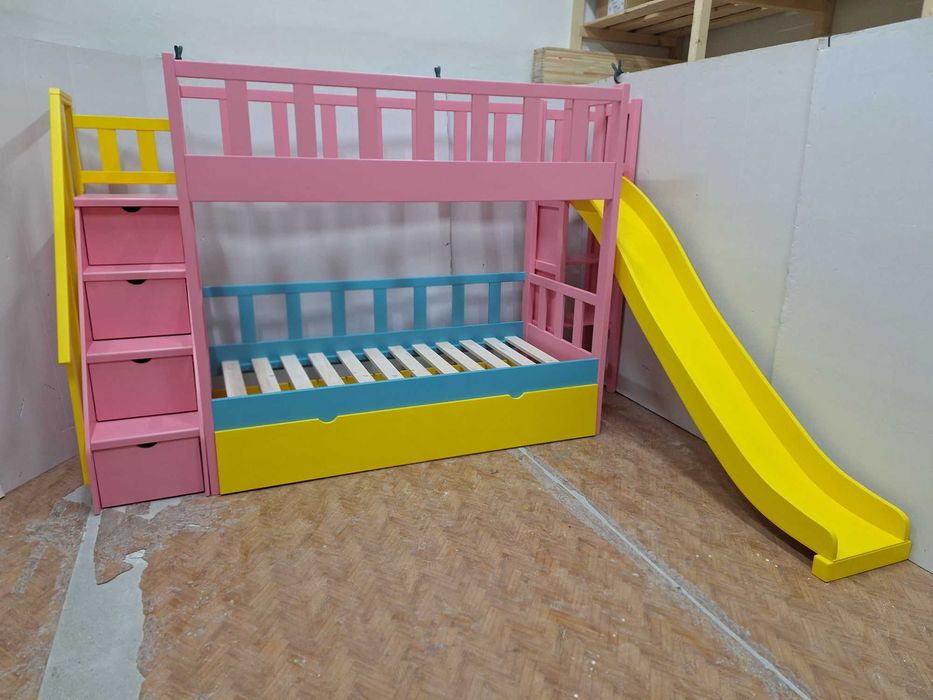 TRANSPORT GRATUIT.Pat supraetajat cu tobogan din lemn masiv.Cod 2515