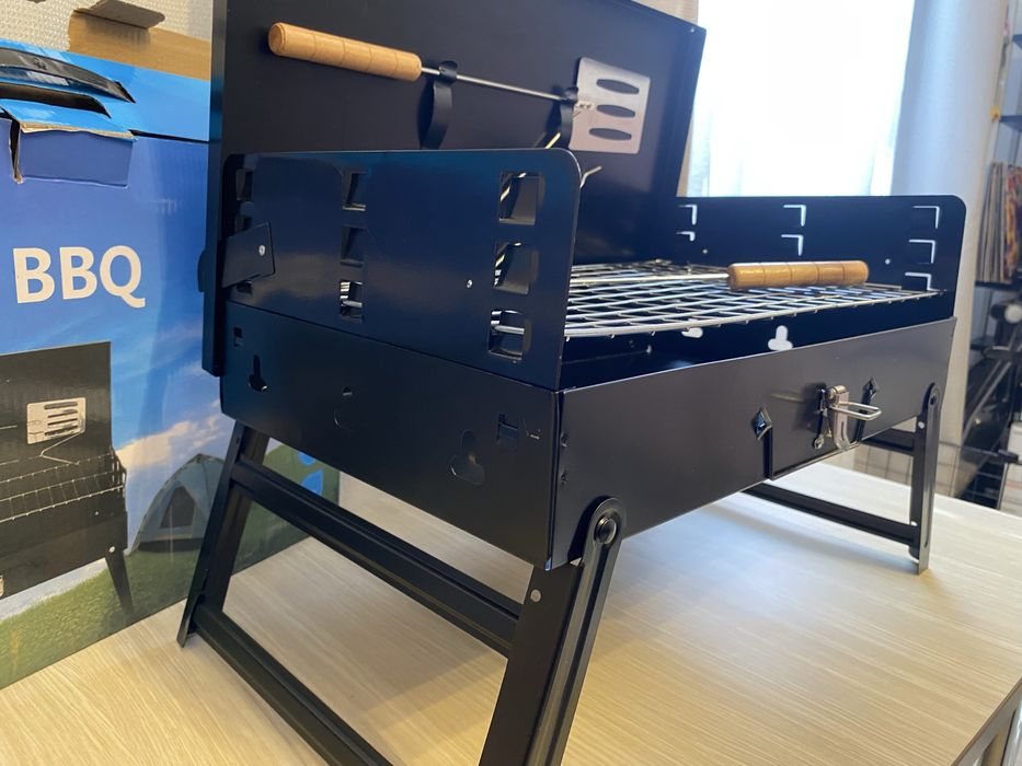 2 grătare camping, unul fără fum, lotus, bonus alt grătar pliabil