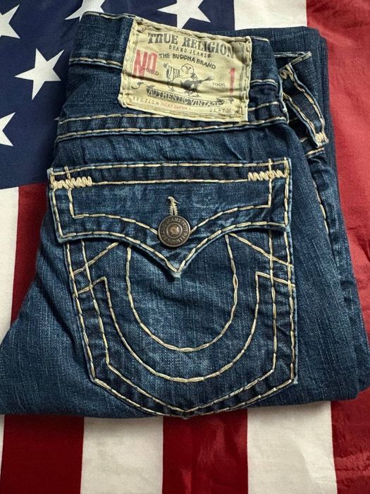 Джинсы True Religion
