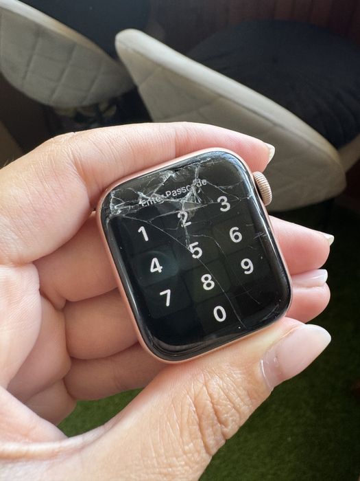 Apple Watch SE 2020