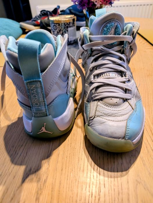 Pantofi sport AirJordan, nr.37,5 EU