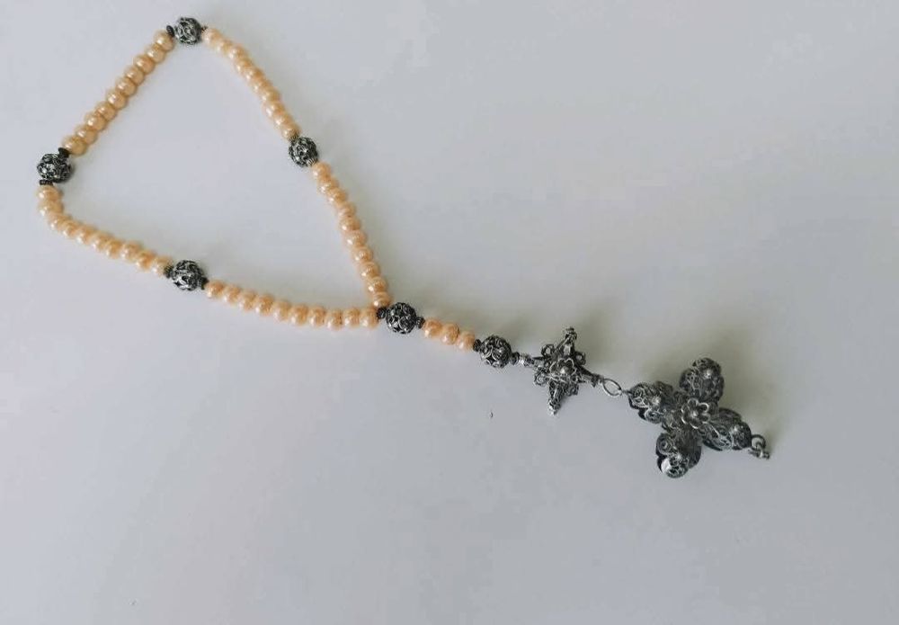 Rozariu vechi de mana din argint in filigran cu perle, copii