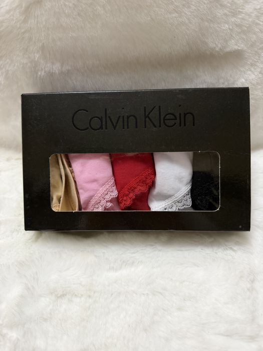Set de 5 chiloti tanga Calvin Klein M