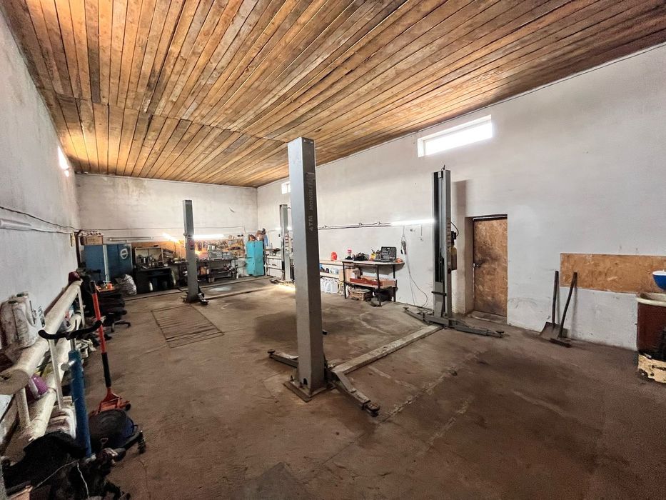 Продам дом с бизнесом (сто)