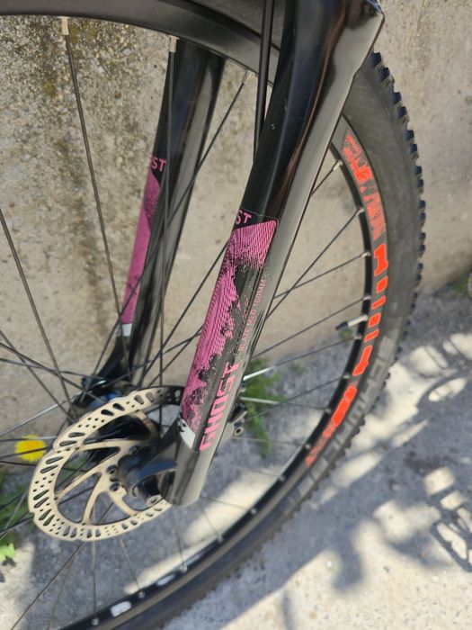 29 цола Ghost Kato 3х8 скорости Хидравлични дискови RST вилка заключва