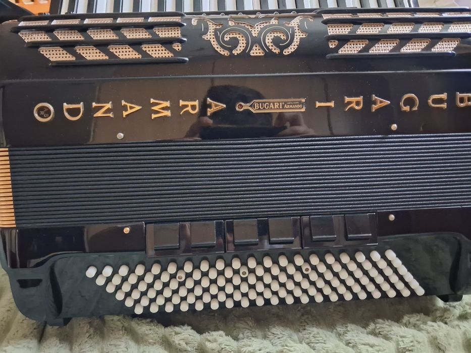 Acordeon Bugari Armando