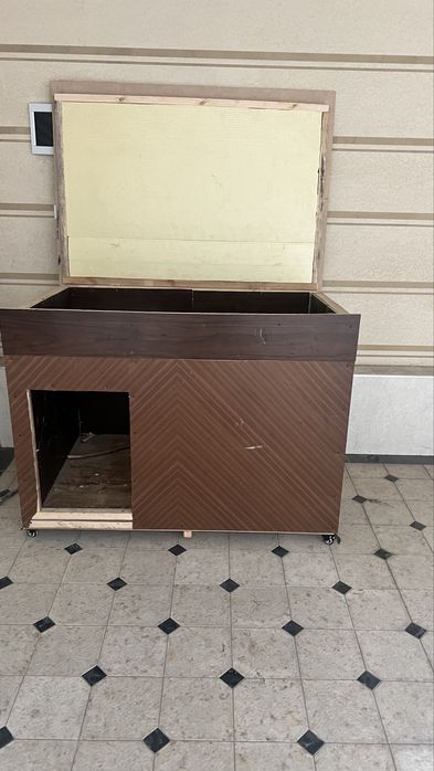 Продается собака боксер и бутка