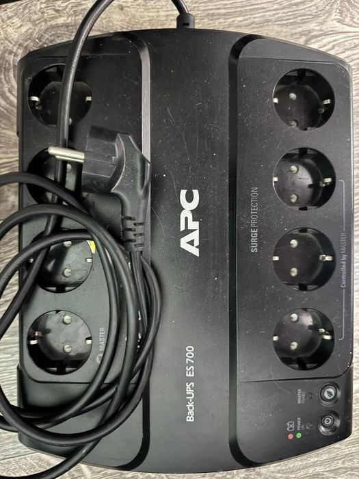 Продам комплект видеонаблюдения