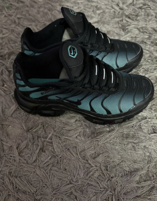 Vand Nike Air Max Tn