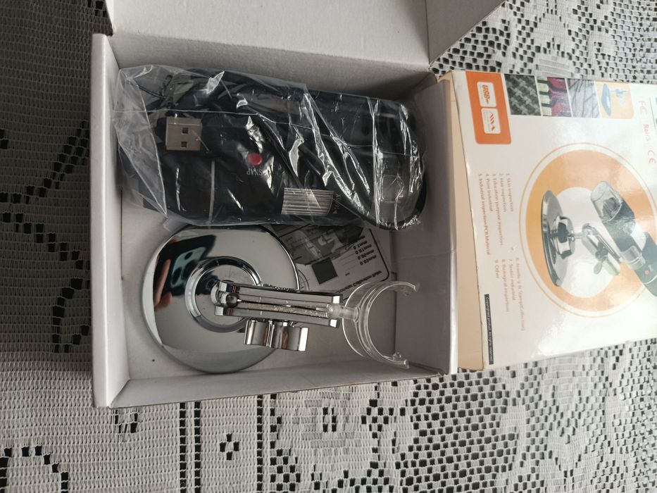 Microscop electronic factor de marire 1600x USB