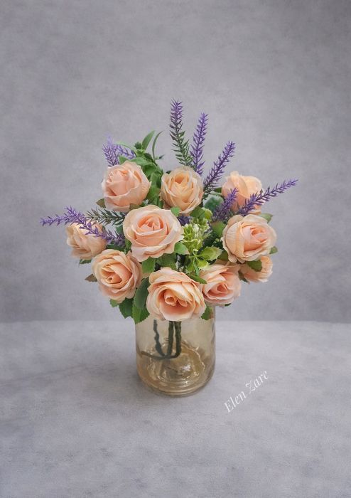 Искусственные цветы,  композиции