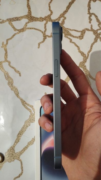 Продается или обменяю Айфон 14+