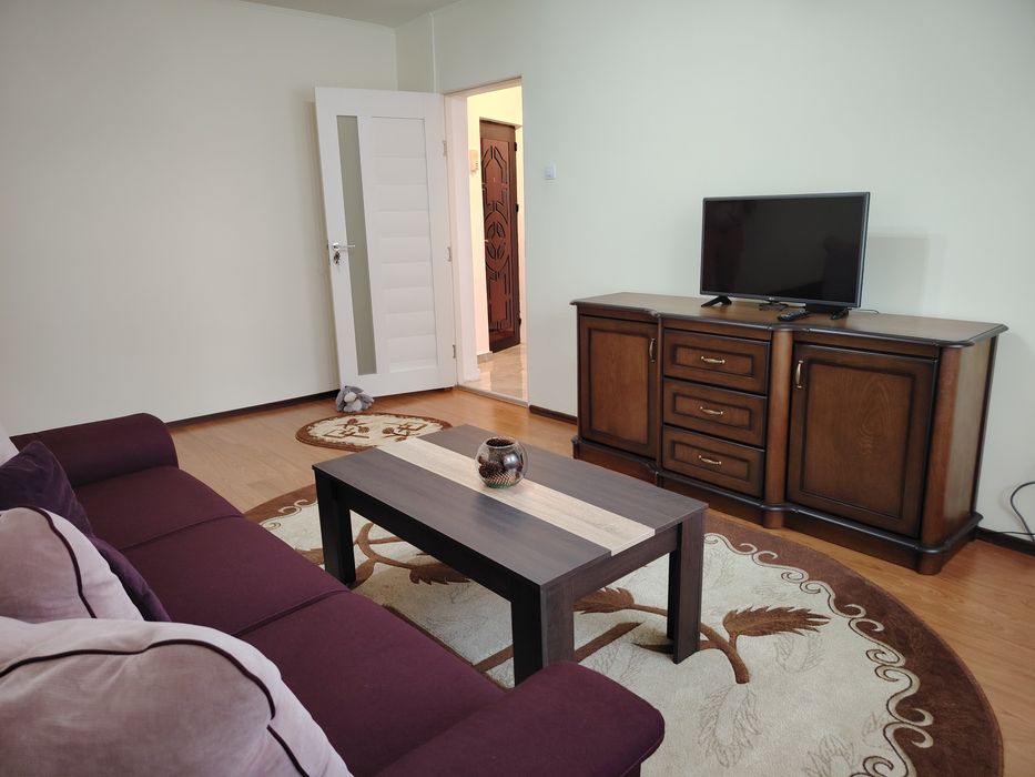 Apartament 2 camere de închiriat