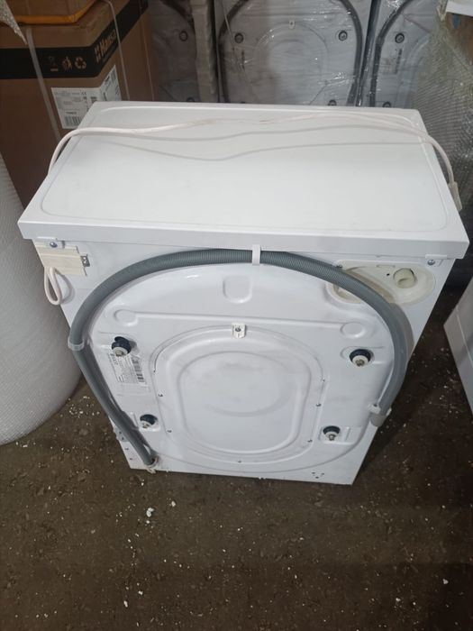 Продам стиральную машину