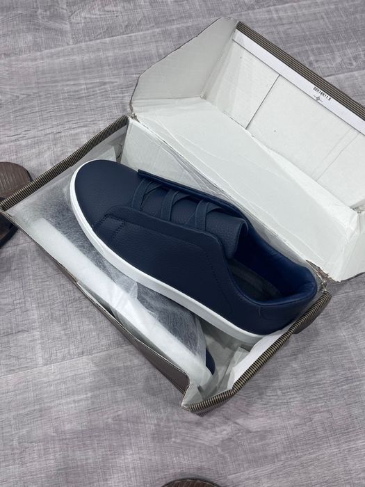 Новые кеды, не ношенные