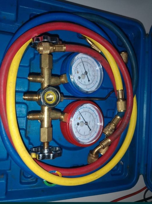 Манифолд в кейсе Value VMG-R410-B