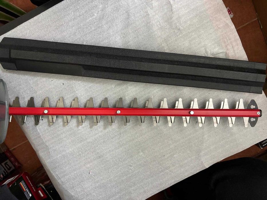 Mașină de tuns gard viu electrică Einhell GE-EH 6560