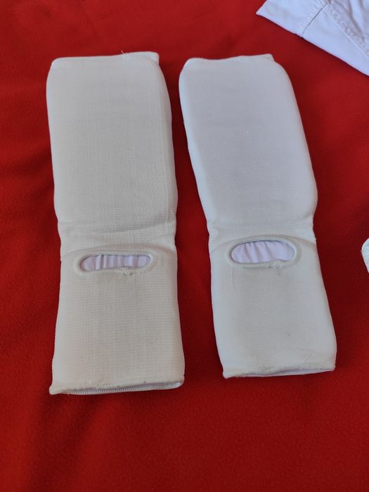 Екипировка за карате - почти нови