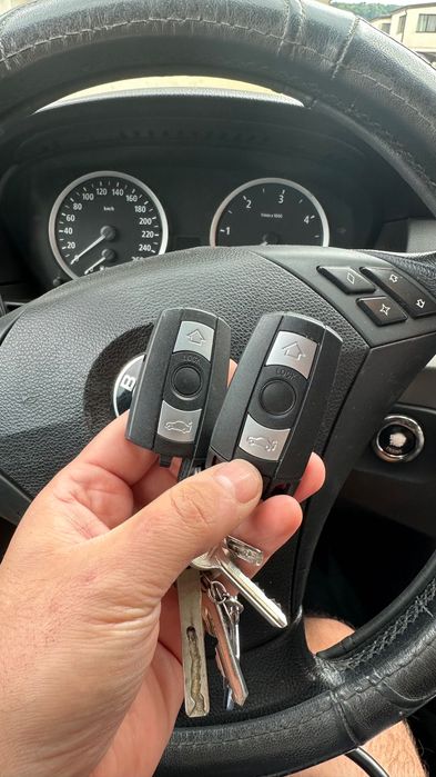 Chei auto cu cip și telecomandă | Copiere și programare | Elite Keys Florești