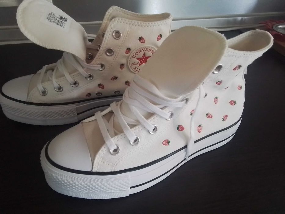 Нови кецове CONVERSE