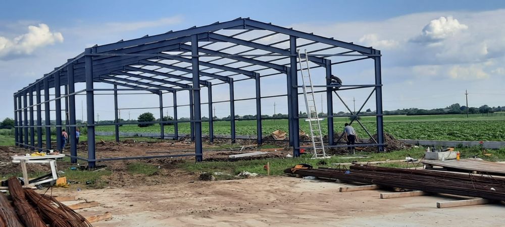 Executam hale metalice schimb cu auto