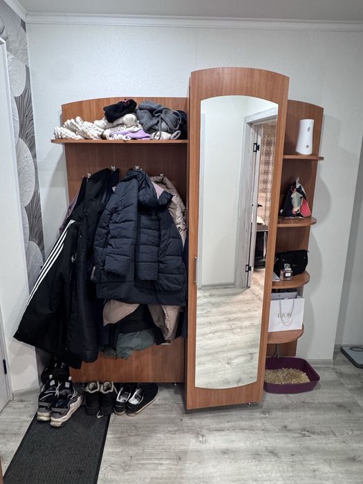 Продам прихожую б/у СРОЧНО