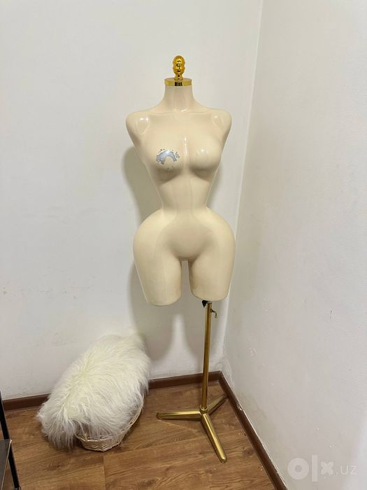 Маникен, Maniken sotiladi