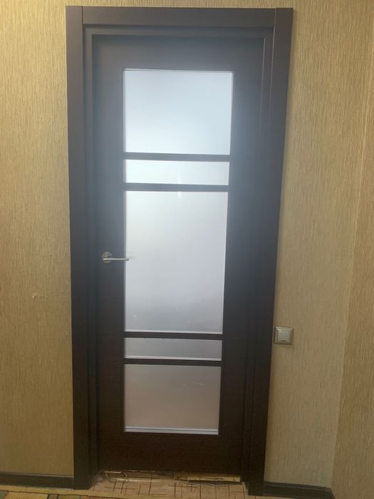 Срочно продам тумбу с зеркалом