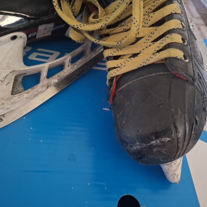 Коньки хоккейные bayer