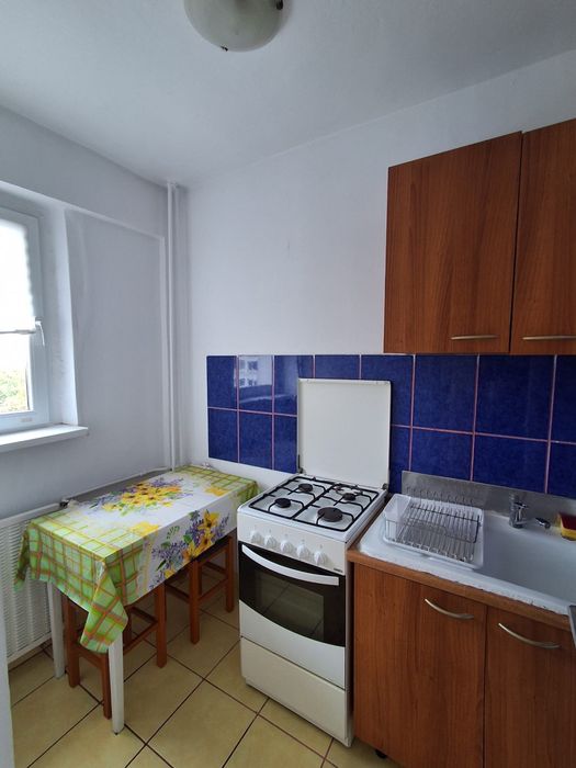 Proprietar,inchiriez garsoniera