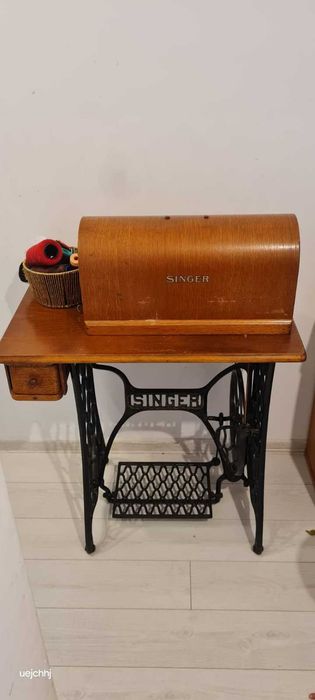 Masina De Cusut Singer