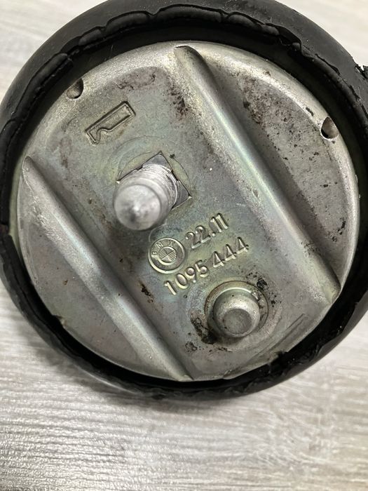 Подушка опора двигателя бмв е36 е46