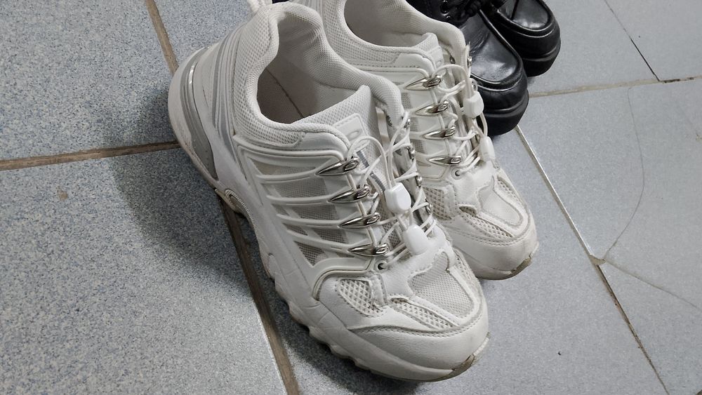 Отдам одежду в хорошем состоянии