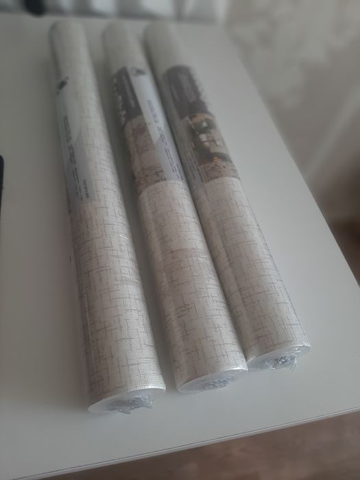 Продам обои новые.