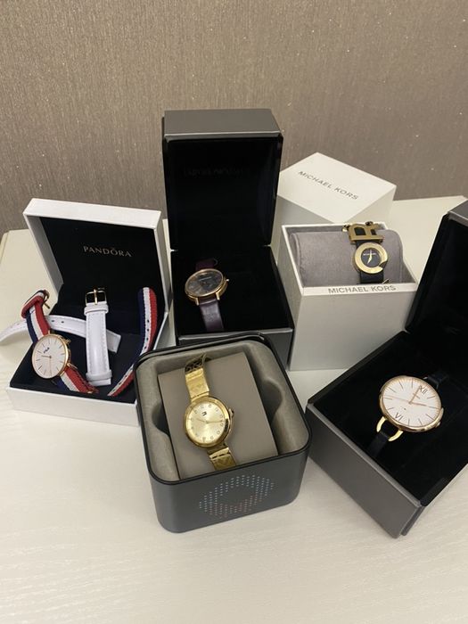 Женские Часы брендовые оригинал