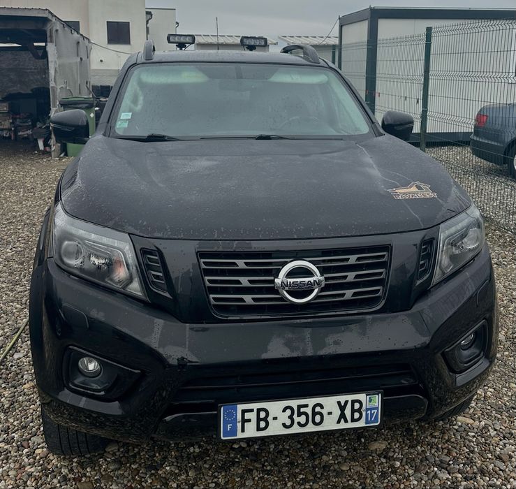 Nissan Navara full option