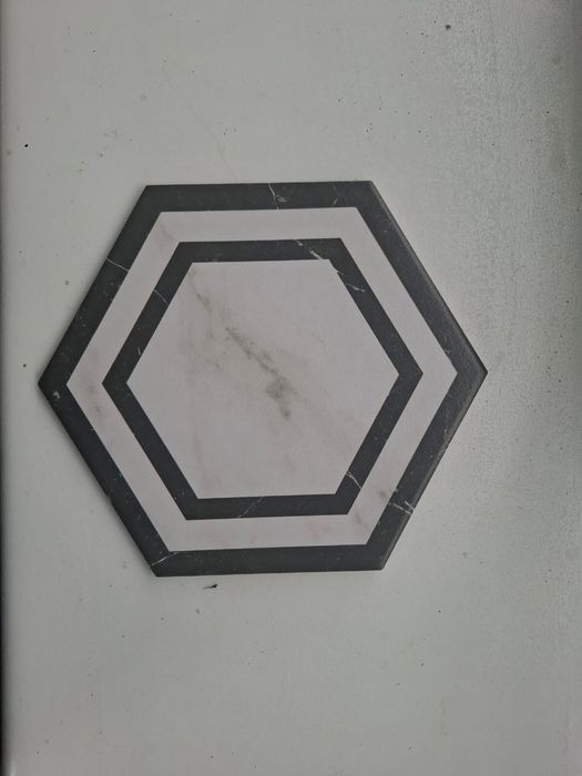 Кафель на пол. На стен