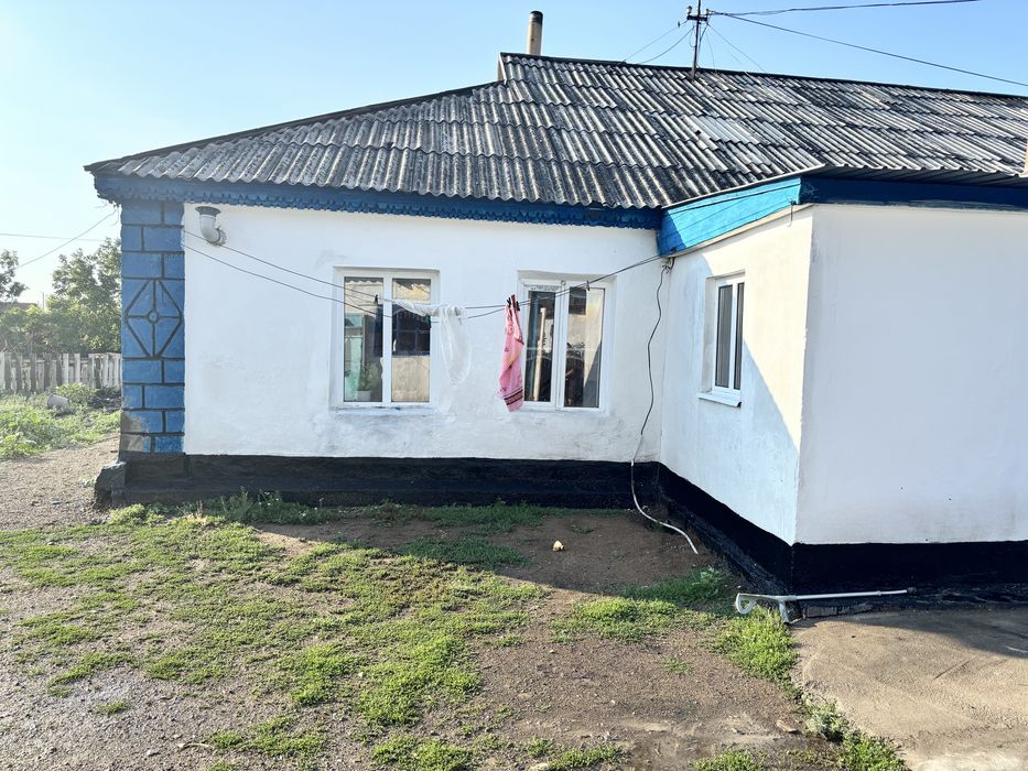 Продам дом в поселке Ботакара