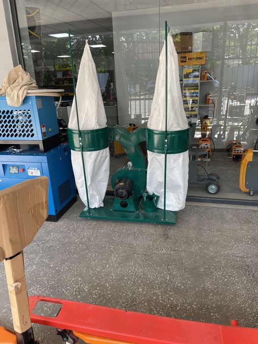 Вытяжка 3 квт,380 V