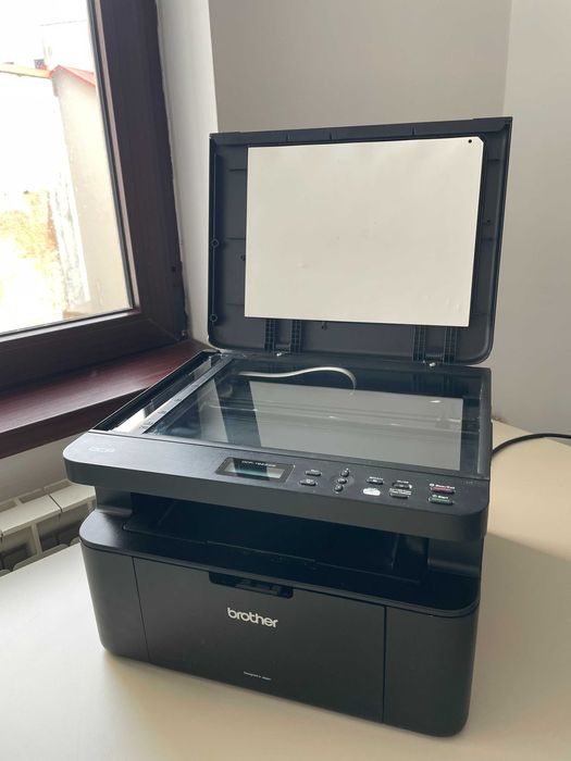 Brother DCP-1622WE – multifuncțională laser Wi-Fi, defecte minore
