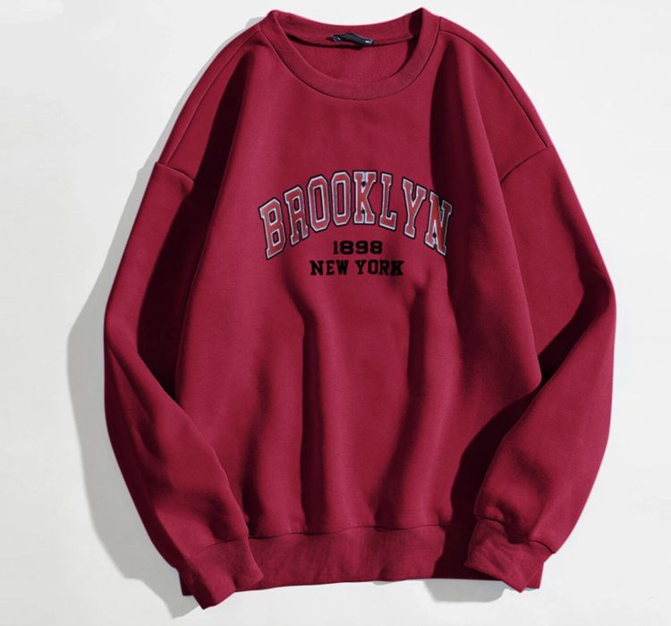 Свободный свитшот “Brooklyn 1898” — стиль и комфорт каждый день