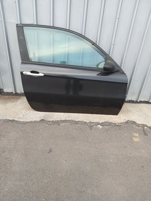 Предна дясна врата Alfa Romeo 147