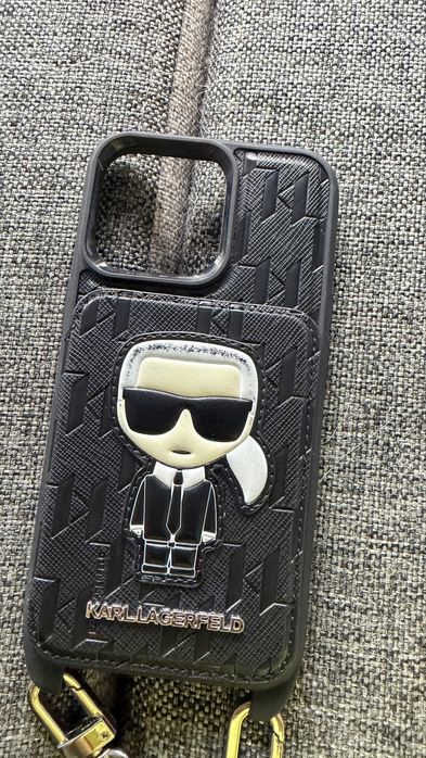 Чехлы на Iphone 15 pro + подарок