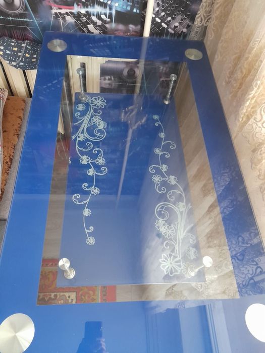 Продам стол 120на 70