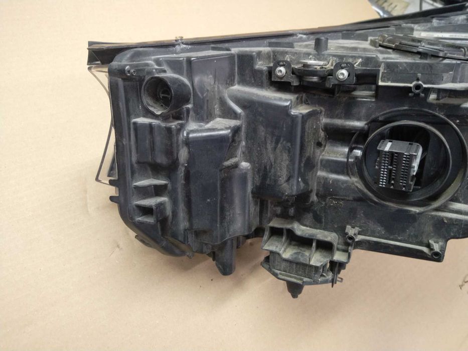 Фар десен BMW G32 6 Series GT LED