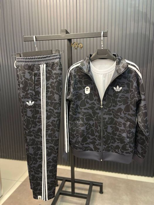 Treninguri adidas toate culorile