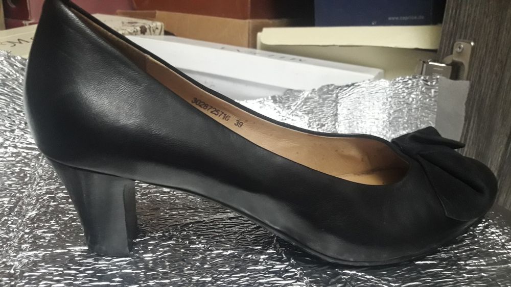 Женские туфли, балетки