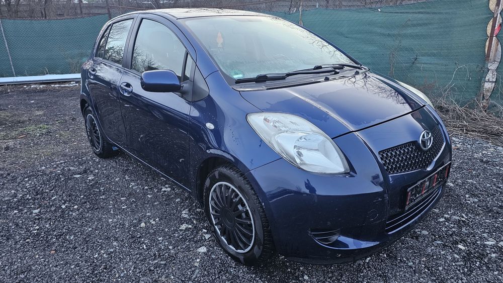 Toyota Yatis  1.0 Benzină   An 2006