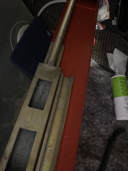 Elevator auto sau alte.