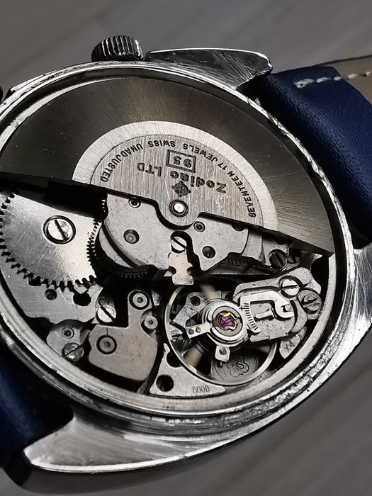 Ceas Zodiac Automatic Alarma -37x43 mm Bacau • OLX.ro